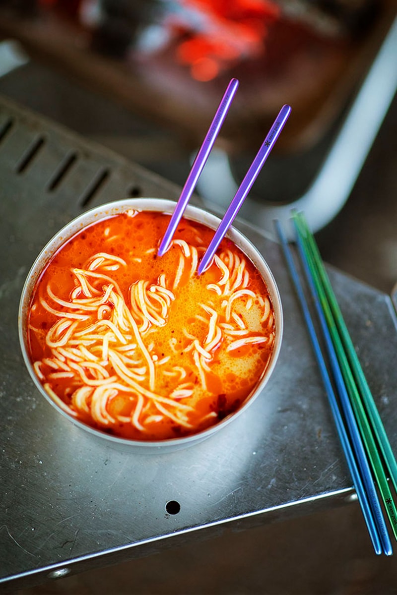 snow peak color titanium chopsticks cutlery outdoor utensils camping purple blue green noodles broth soup
