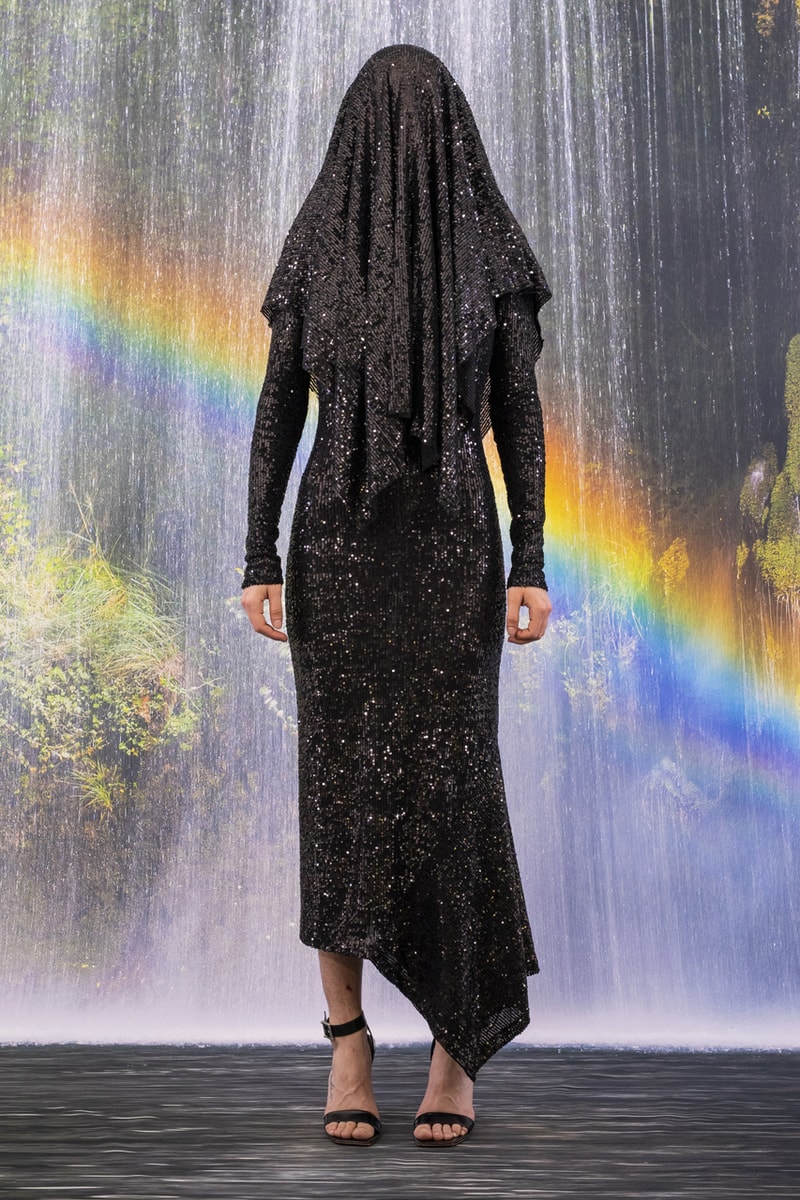 vetements fall winter full collection paris fashion week mens pfw matrix inspired jackets suits coats guram gvasalia