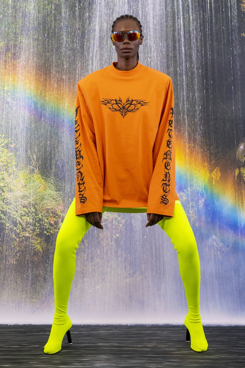 vetements fall winter full collection paris fashion week mens pfw matrix inspired jackets suits coats guram gvasalia