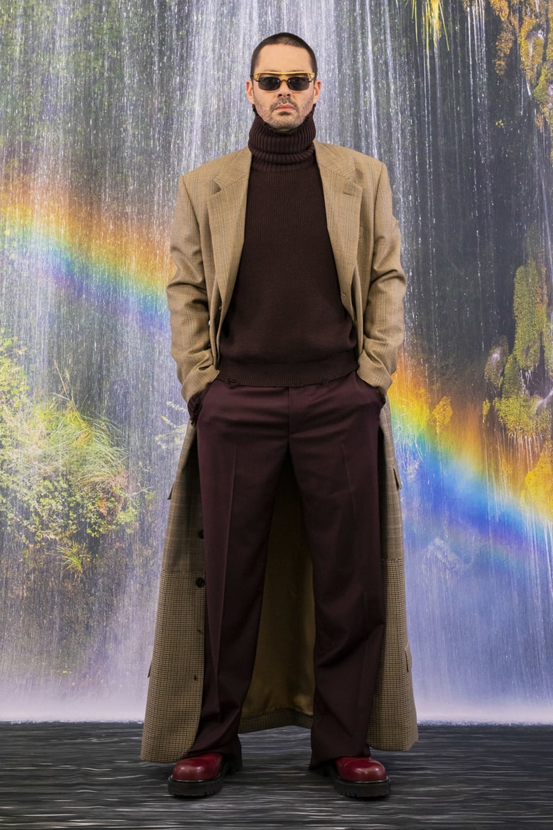 vetements fall winter full collection paris fashion week mens pfw matrix inspired jackets suits coats guram gvasalia