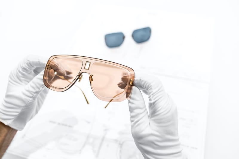 dior sunglasses logo