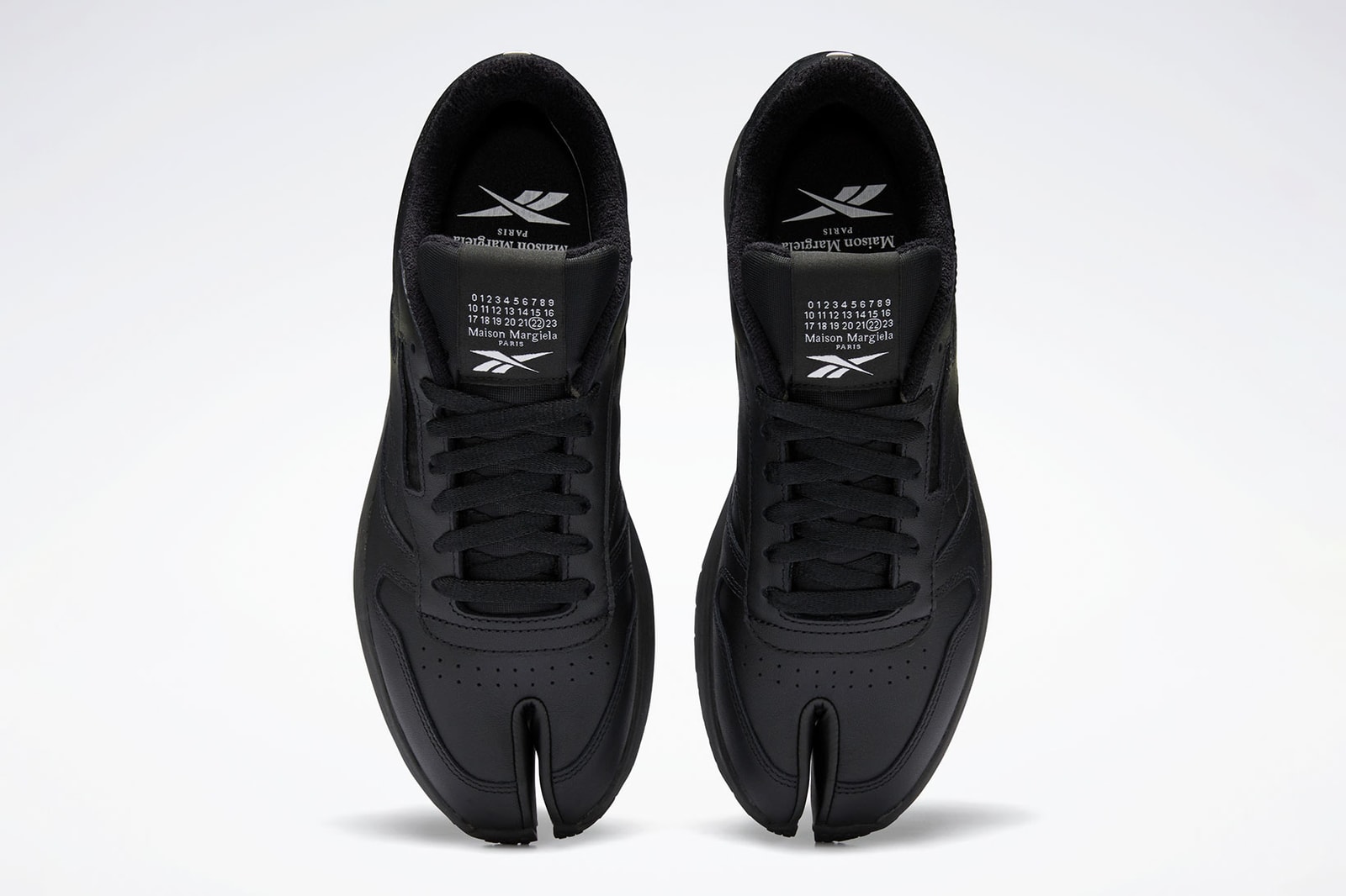 Maison Margiela X Reebok Classic Leather Tabi Hypebae Maison Margiela X Reebok Classic Leather Tabi Hypebae