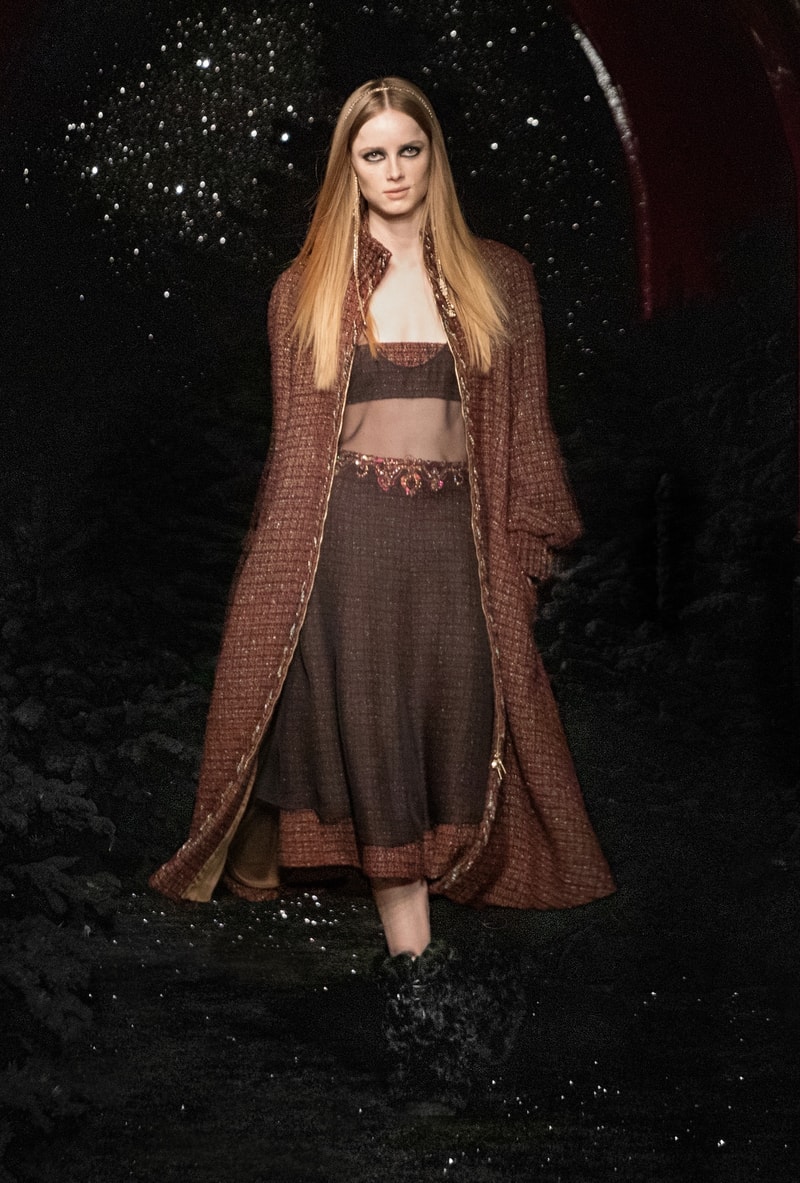 Chanel Fall/Winter 2021 Ready-to-Wear Collection Virginie Viard 70s Inspiration Karl Lagerfeld