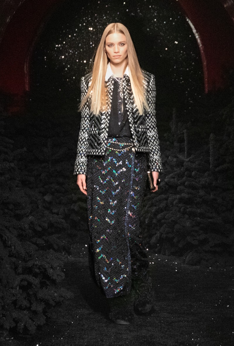 Chanel Fall/Winter 2021 Ready-to-Wear Collection Virginie Viard 70s Inspiration Karl Lagerfeld