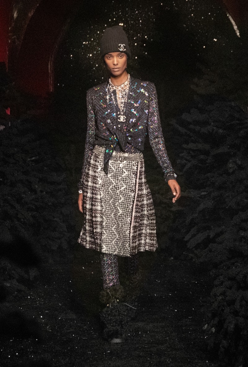 Chanel Fall/Winter 2021 Ready-to-Wear Collection Virginie Viard 70s Inspiration Karl Lagerfeld