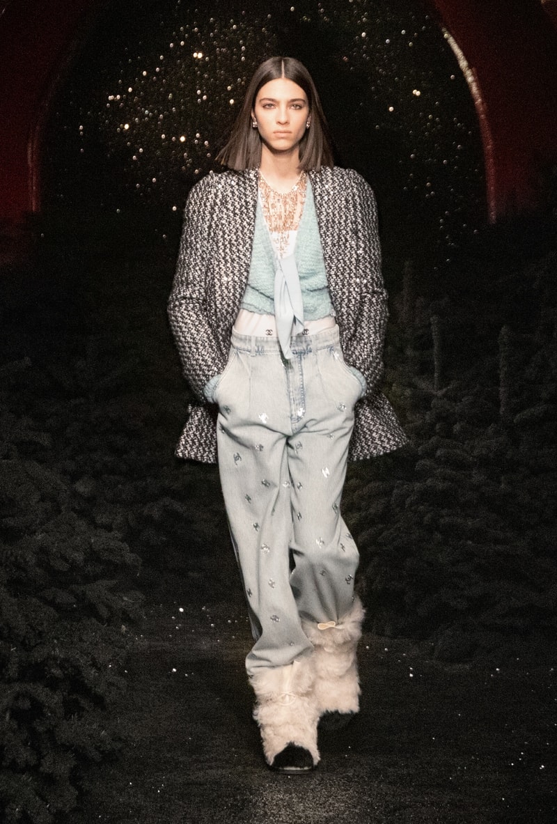 Chanel Fall/Winter 2021 Ready-to-Wear Collection Virginie Viard 70s Inspiration Karl Lagerfeld