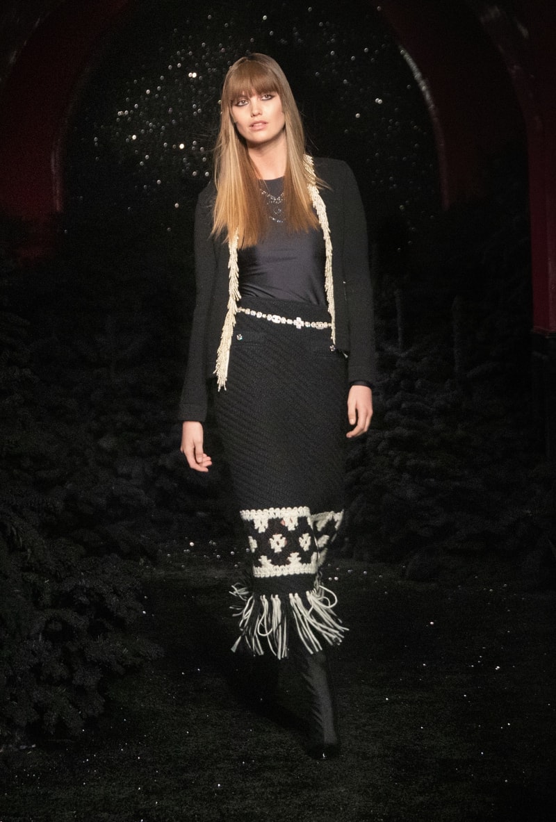 Chanel Fall/Winter 2021 Ready-to-Wear Collection Virginie Viard 70s Inspiration Karl Lagerfeld