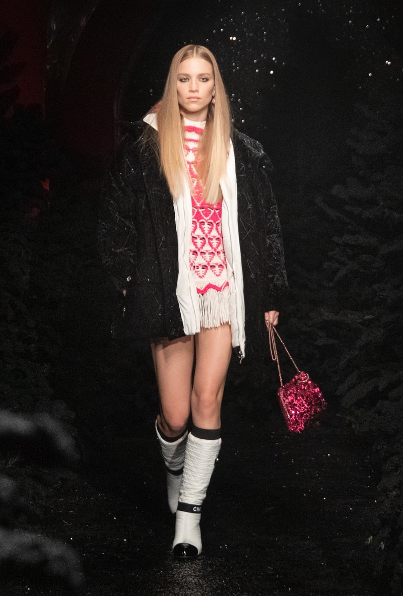 Chanel Fall/Winter 2021 Ready-to-Wear Collection Virginie Viard 70s Inspiration Karl Lagerfeld