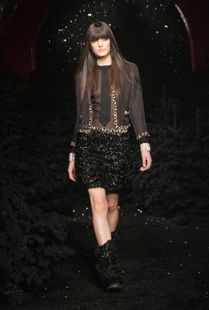 Chanel Fall/Winter 2021 Ready-to-Wear Collection Virginie Viard 70s Inspiration Karl Lagerfeld