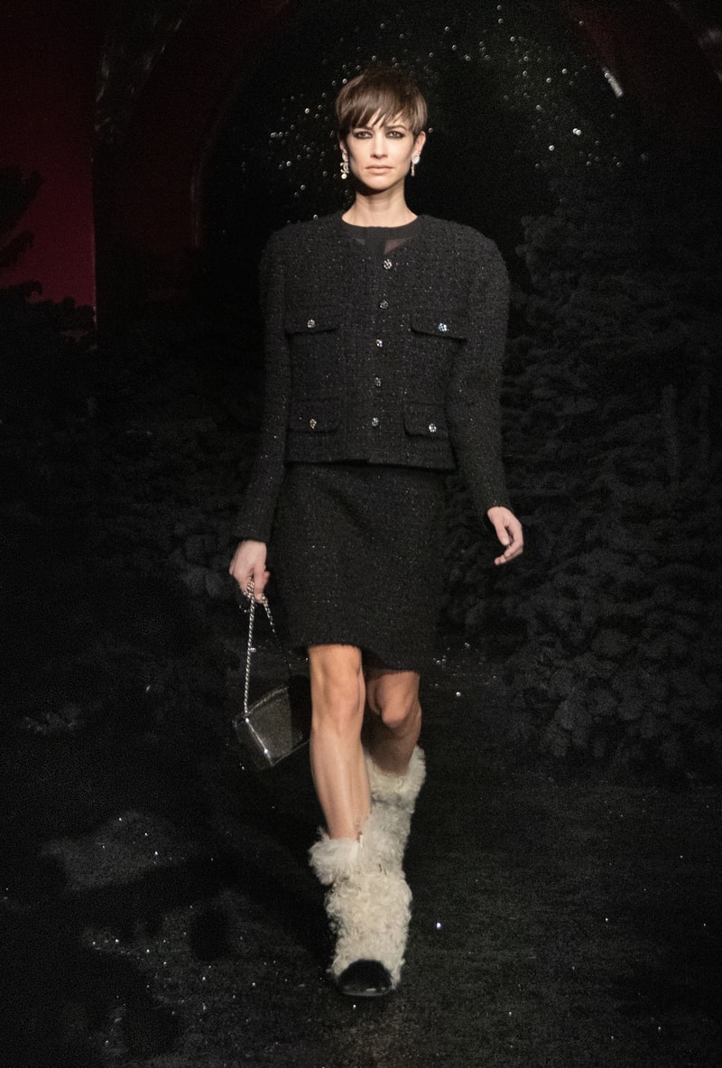 Chanel Fall/Winter 2021 Ready-to-Wear Collection Virginie Viard 70s Inspiration Karl Lagerfeld