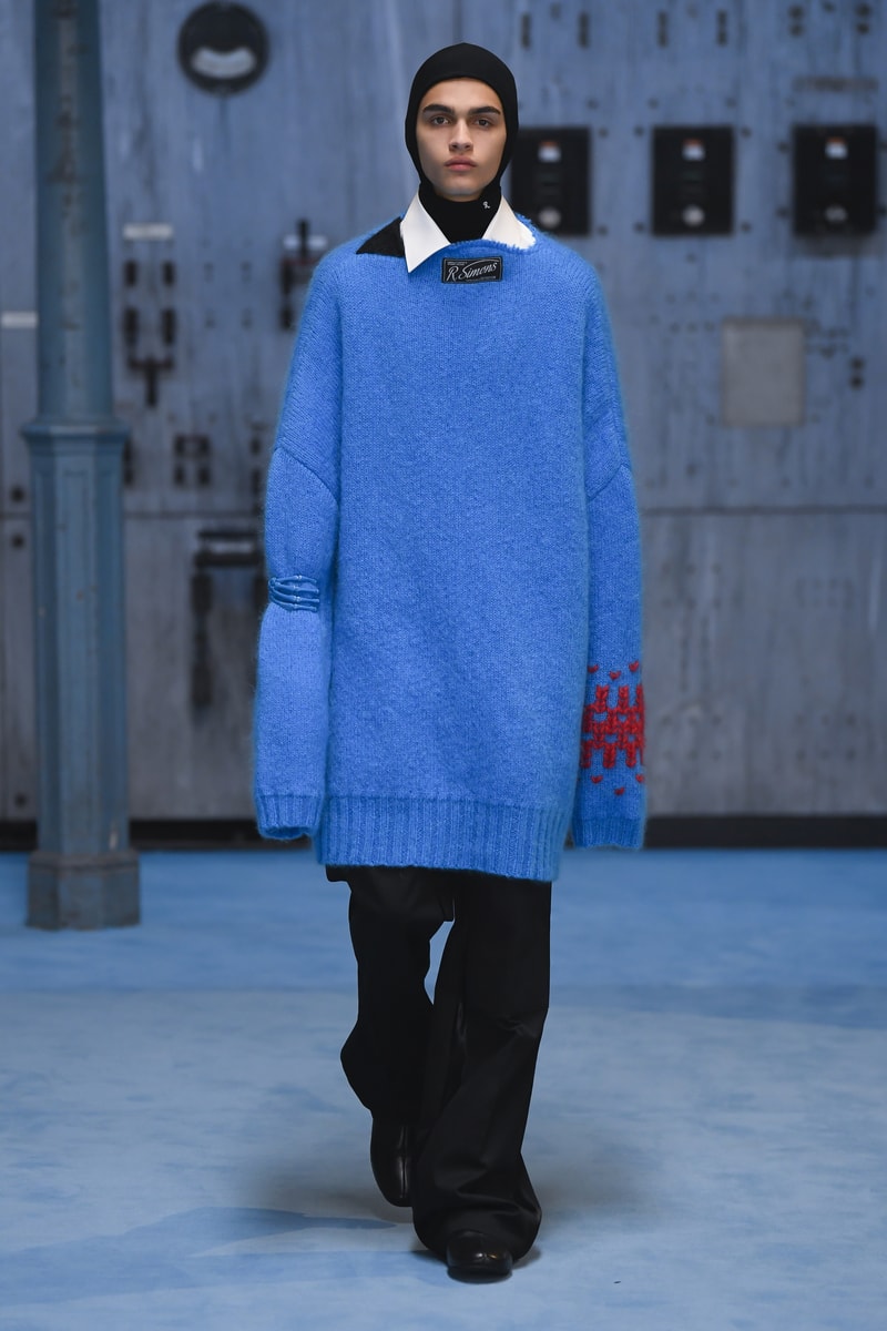 Raf Simons Fall/Winter 2021 Collection Show Silhouettes Knits Trousers 