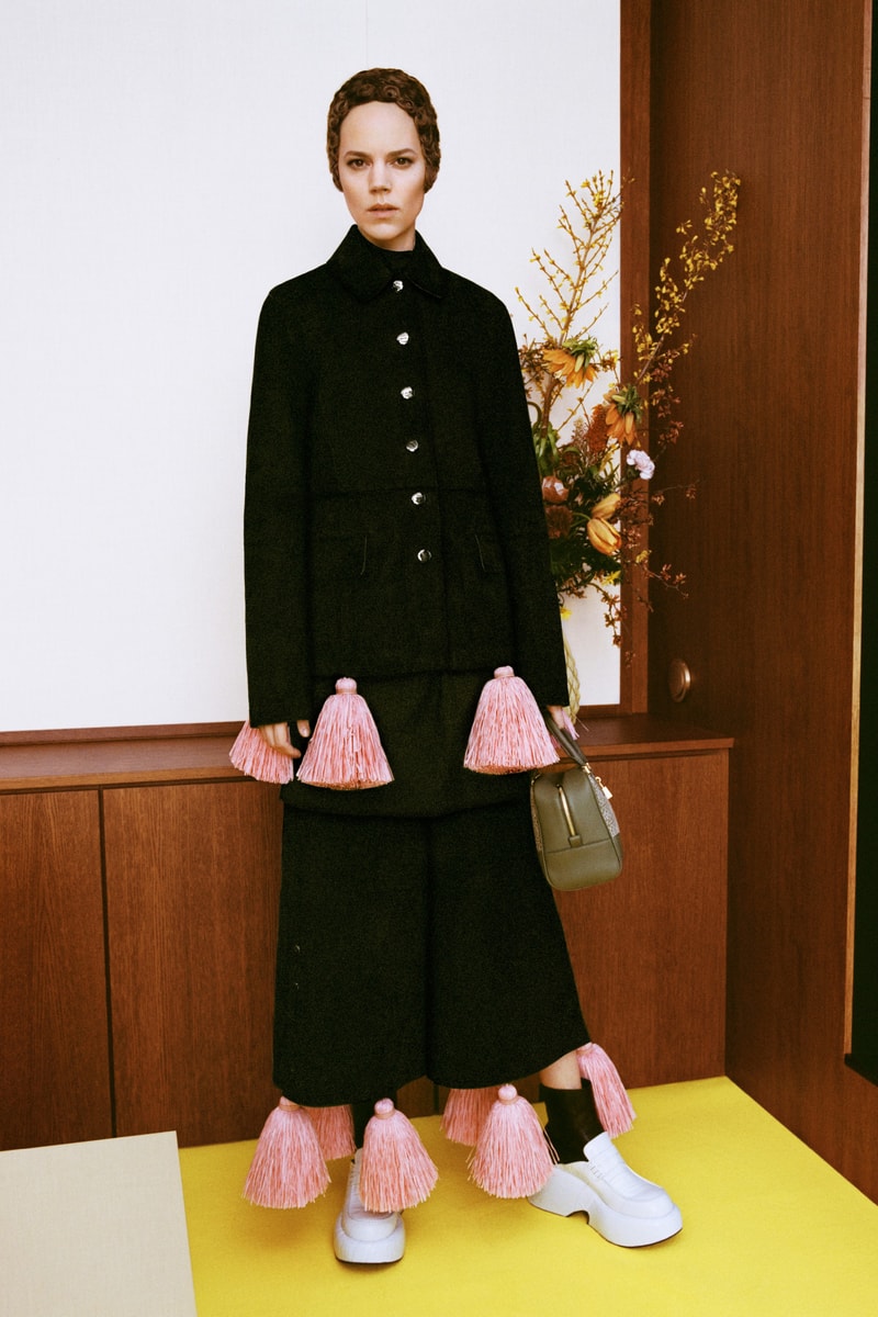 Loewe Fall/Winter 2021 Collection Newspaper Display Jonathan Anderson Loewe Amazona Bag Archive 
