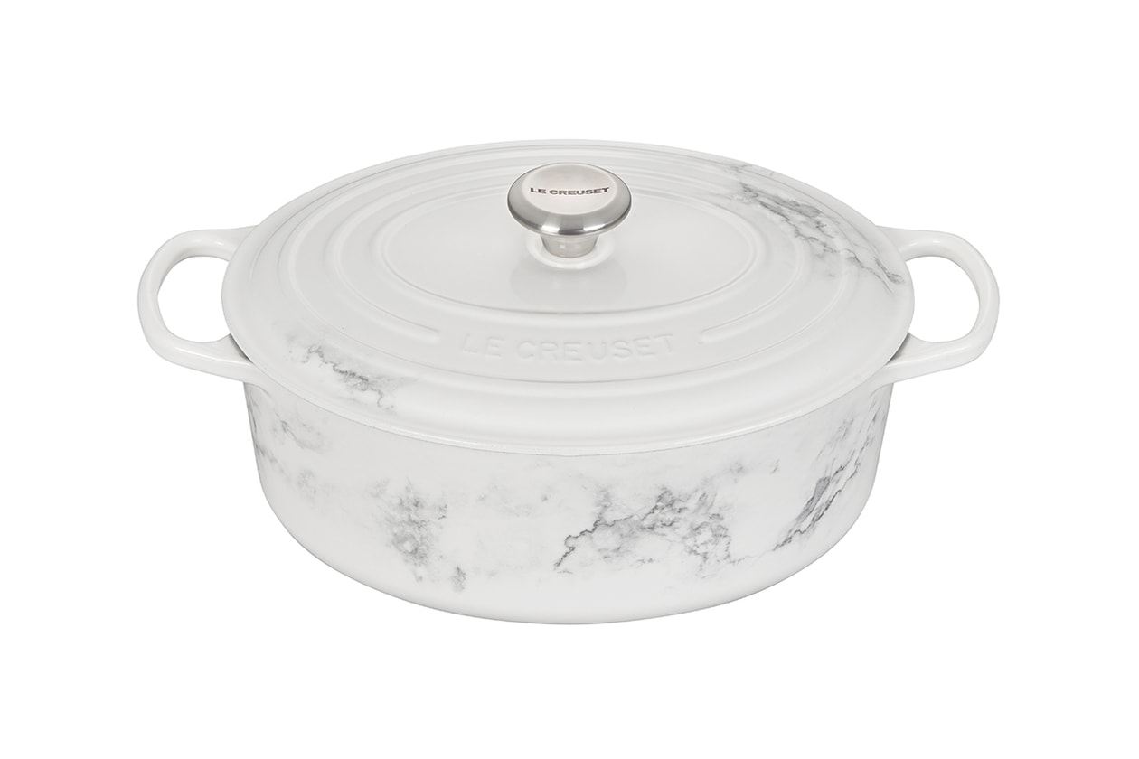 https://image-cdn.hypb.st/https%3A%2F%2Fbae.hypebeast.com%2Ffiles%2F2021%2F03%2Fle-creuset-marble-collection-dutch-oven-mugs-french-press-release-4.jpg?w=1260&format=jpeg&cbr=1&q=90&fit=max