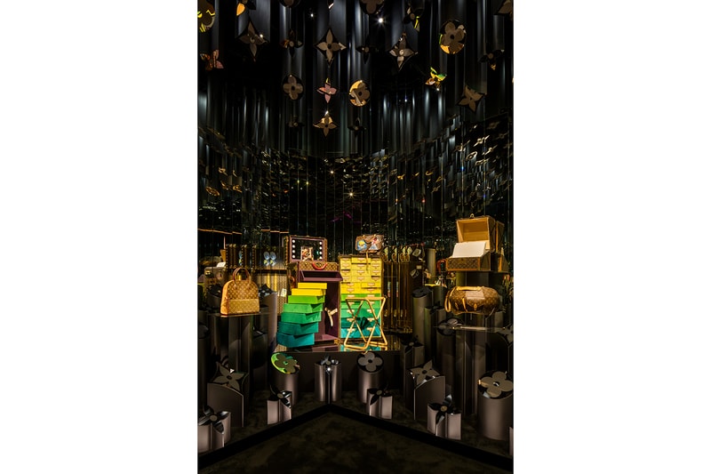 LOUIS VUITTON & Exhibition Yayoi Kusama Supreme Jeff Koons Collaborations Tokyo Japan