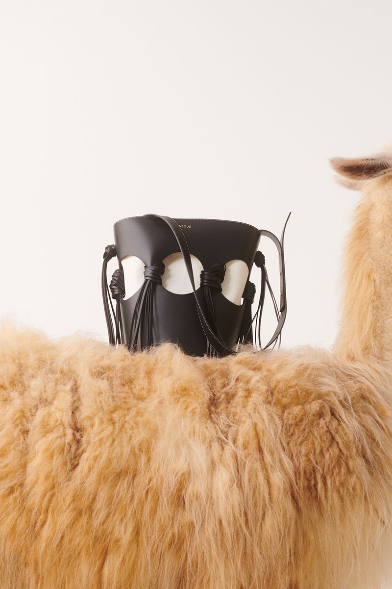 neous summer 2021 new handbags purses venus bucket black alpaca llama