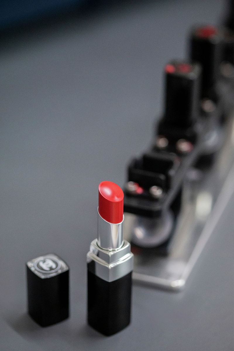 chanel beauty rouge coco bloom lipstick product packaging