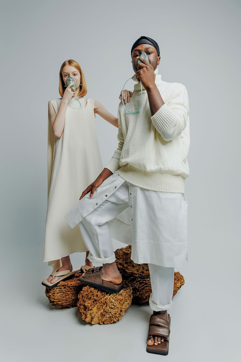 sinobi orthopedic vegan shoes spring summer ss21 campaign oxygen mask slides flip flops sandals womenswear all white
