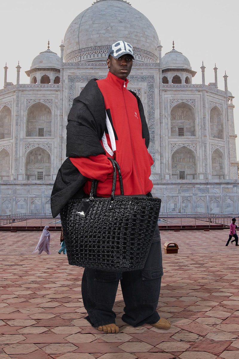 balenciaga pre-fall 2021 collection demna gvasalia oversized shopper bag five toe shoes