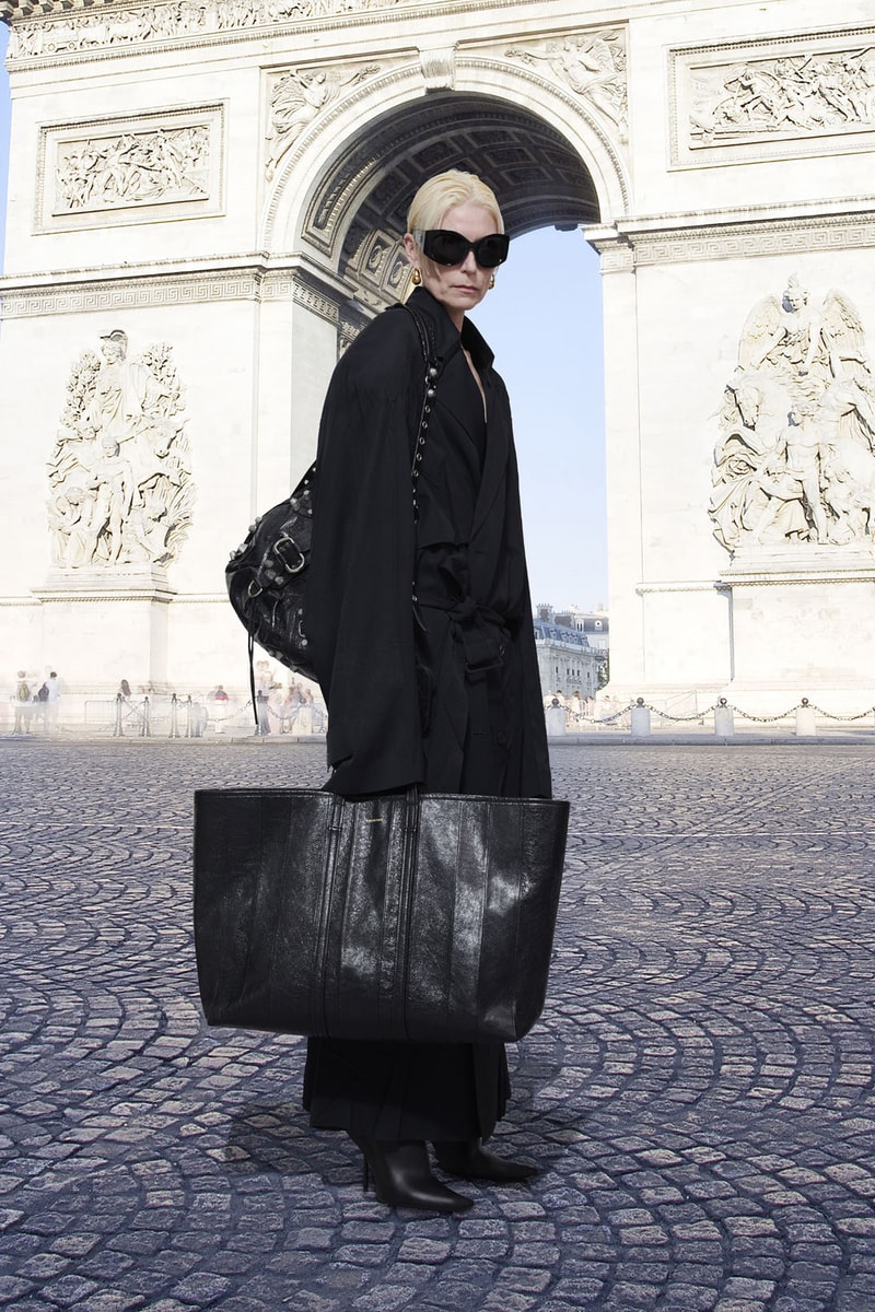 balenciaga pre-fall 2021 collection demna gvasalia paris arc de triomphe