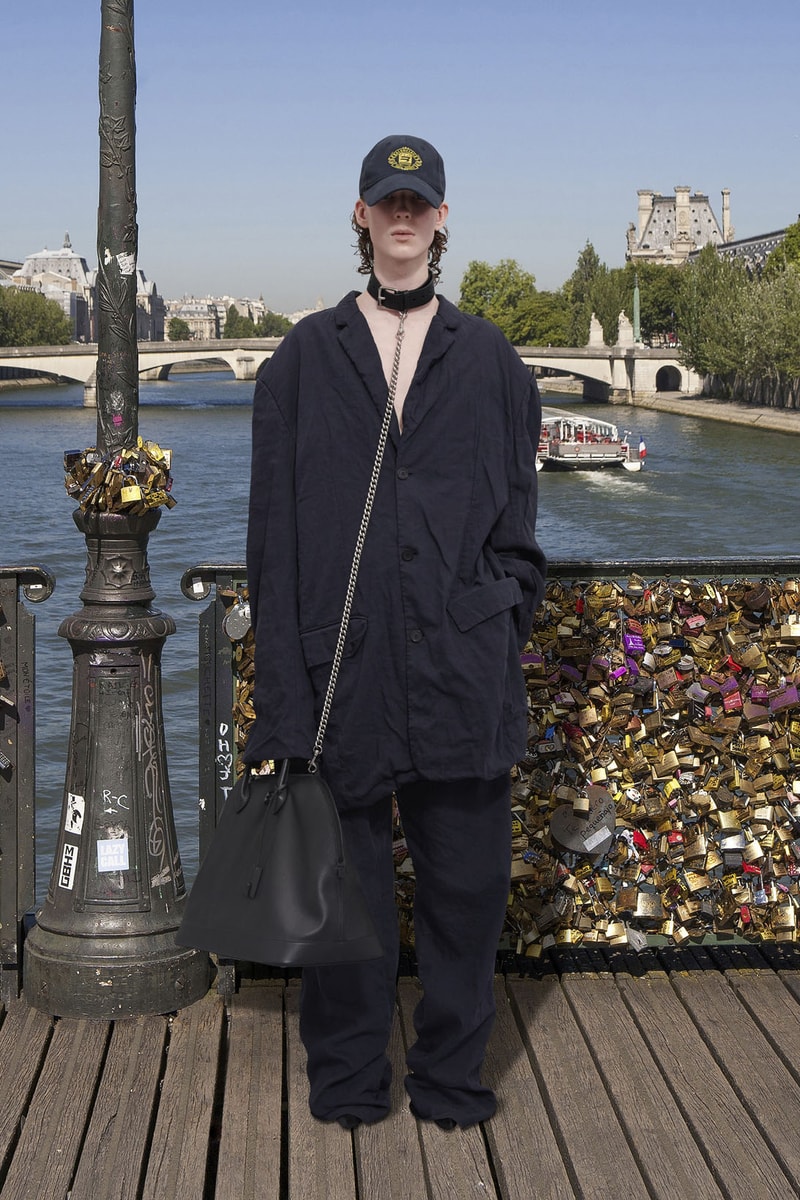 balenciaga pre-fall 2021 collection demna gvasalia chain handbag