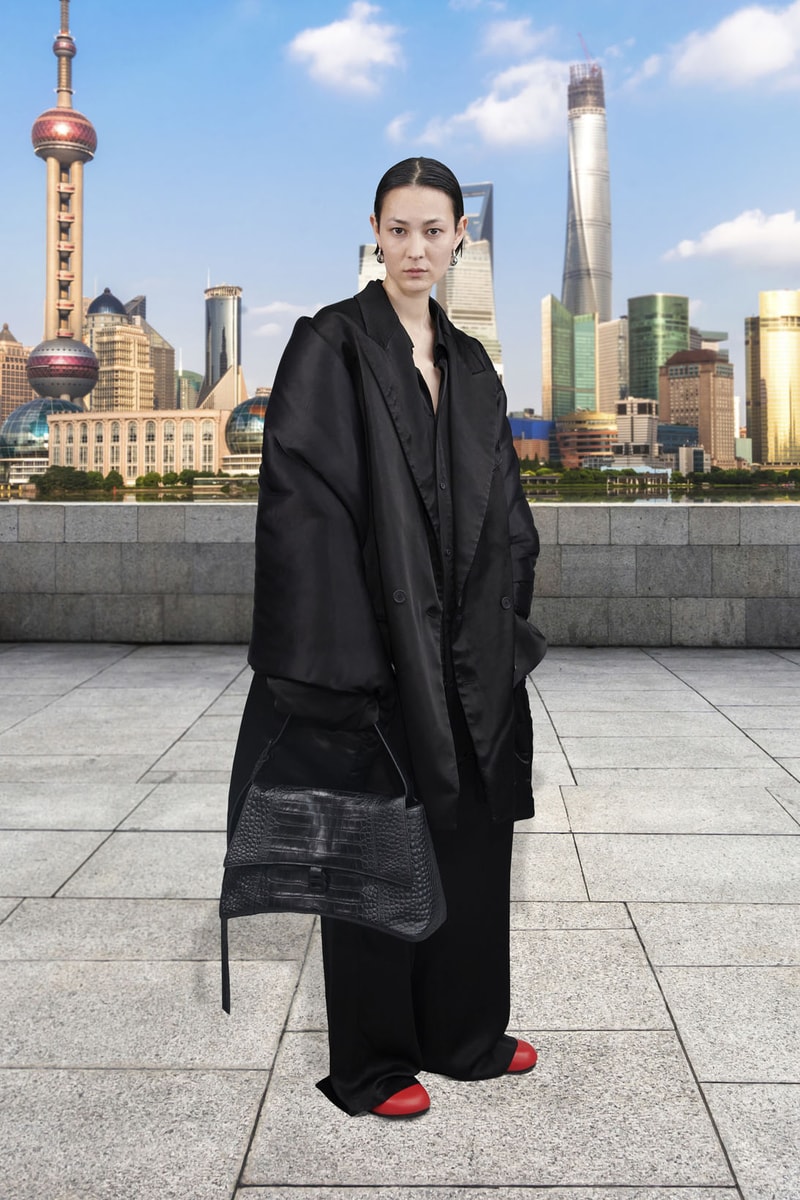 balenciaga pre-fall 2021 collection demna gvasalia shanghai all black red shoes