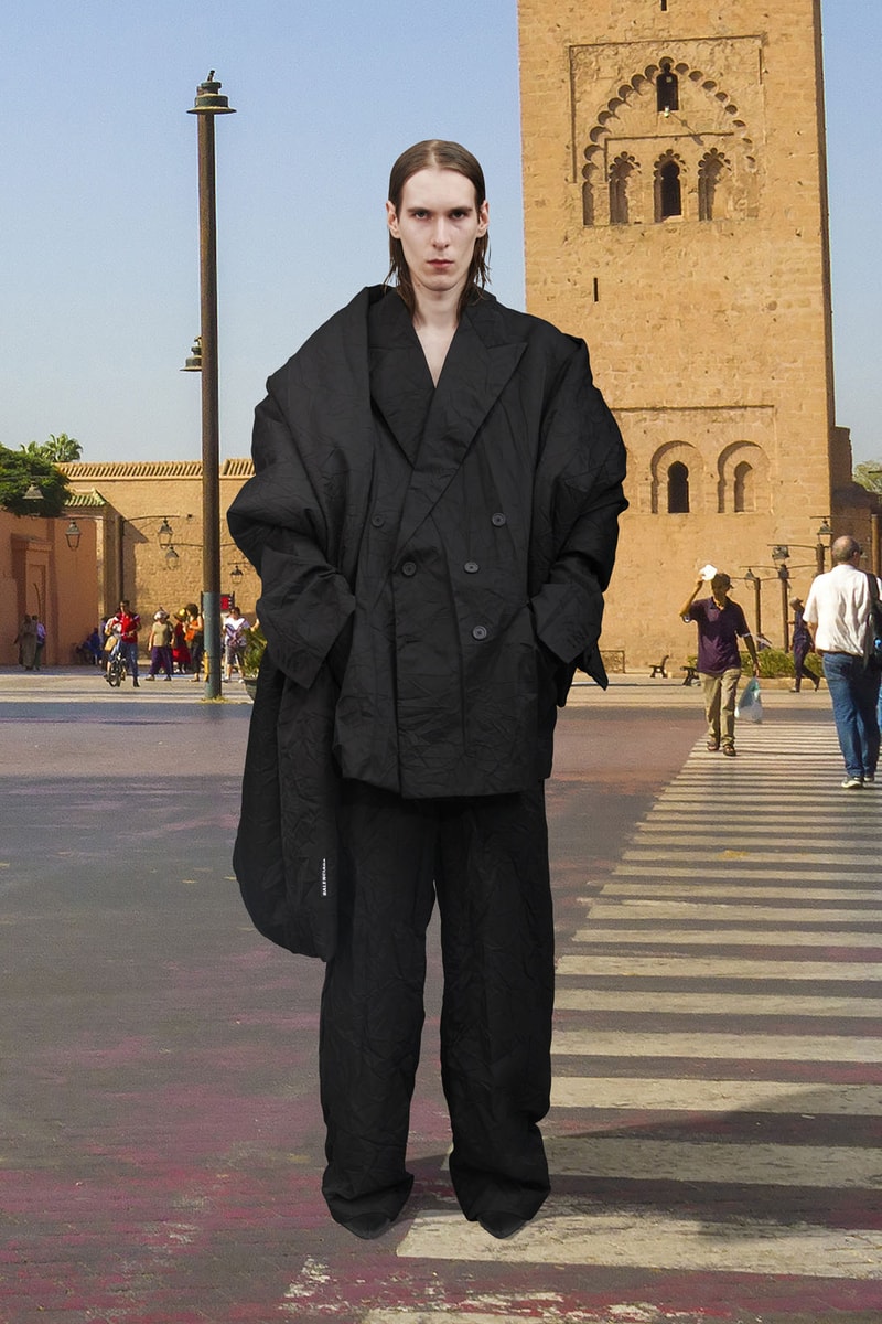 balenciaga pre-fall 2021 collection demna gvasalia oversized blazer