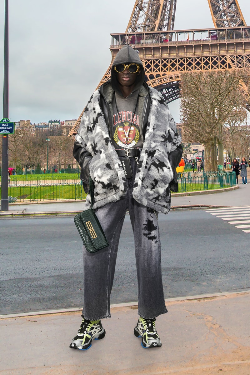 balenciaga pre-fall 2021 collection demna gvasalia paris eiffel tower