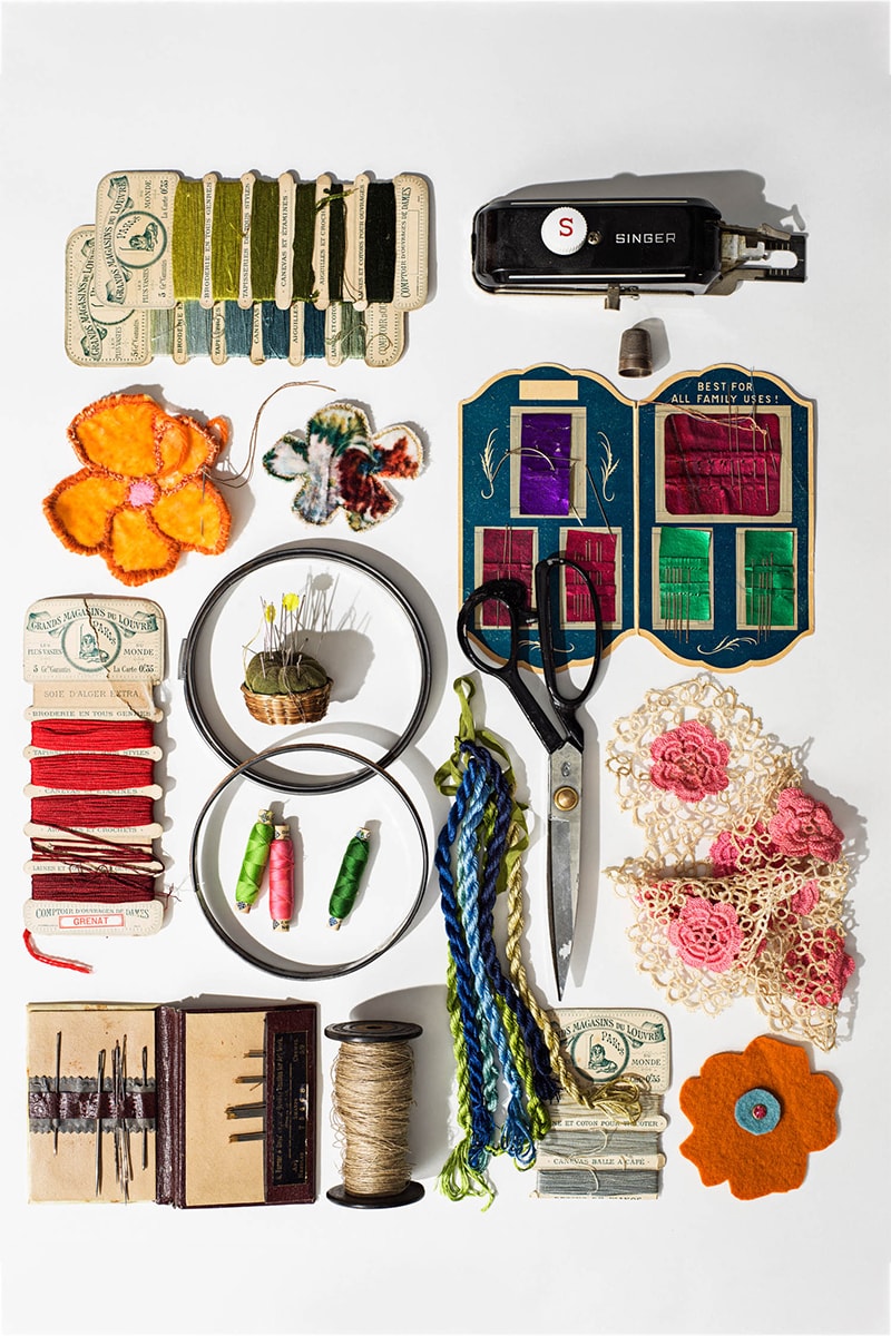 scissors thread handmaking kit crochet flowers