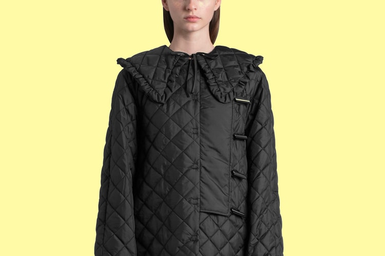 Big Collars Are a Must-Have for Spring