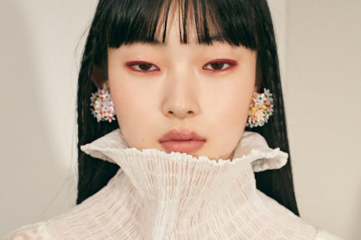 Buzzy Japanese Brand EAUSEENON Launches in the U.S.