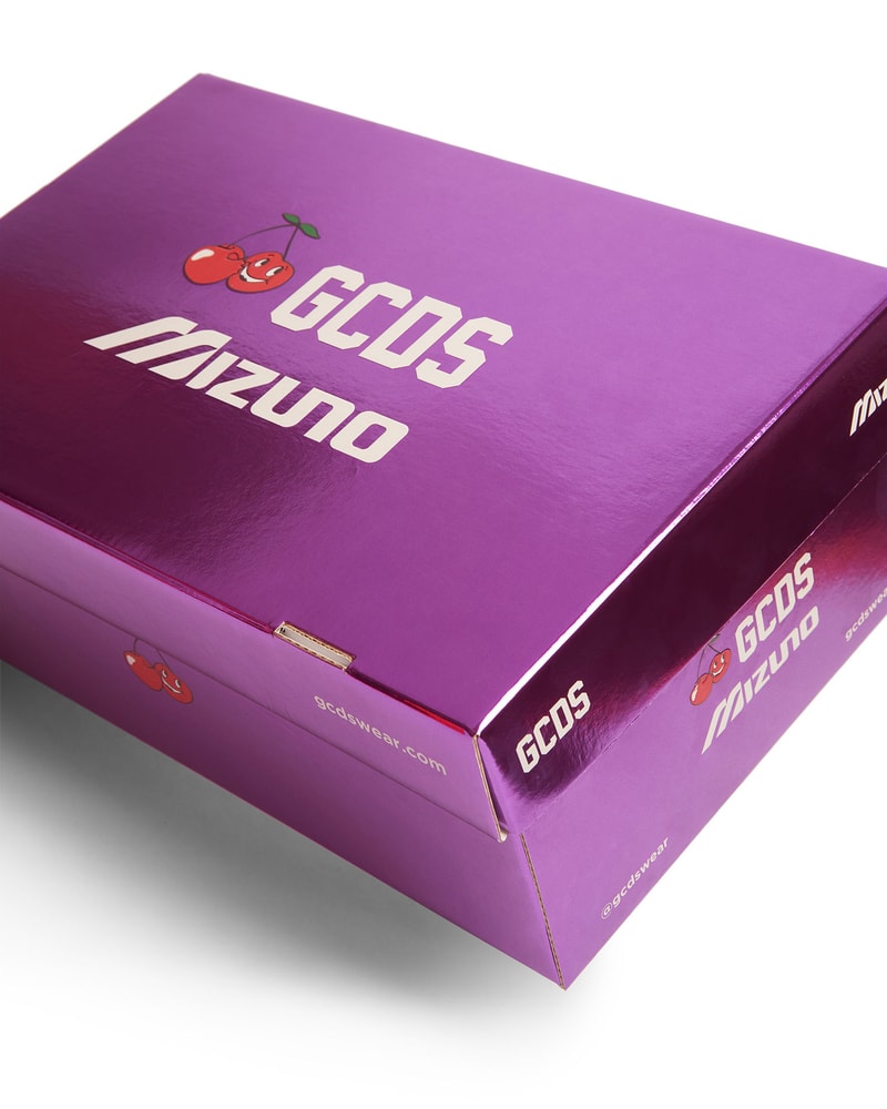 gcds mizuno sneakers collaboration wave prophecy 8 box packaging cherry
