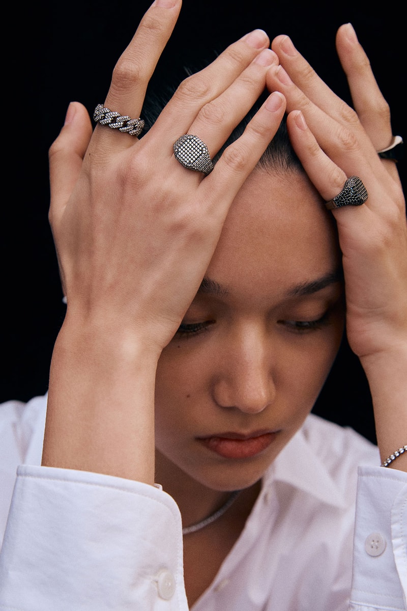 numbering jewelry diamond signet rings fingers hands face