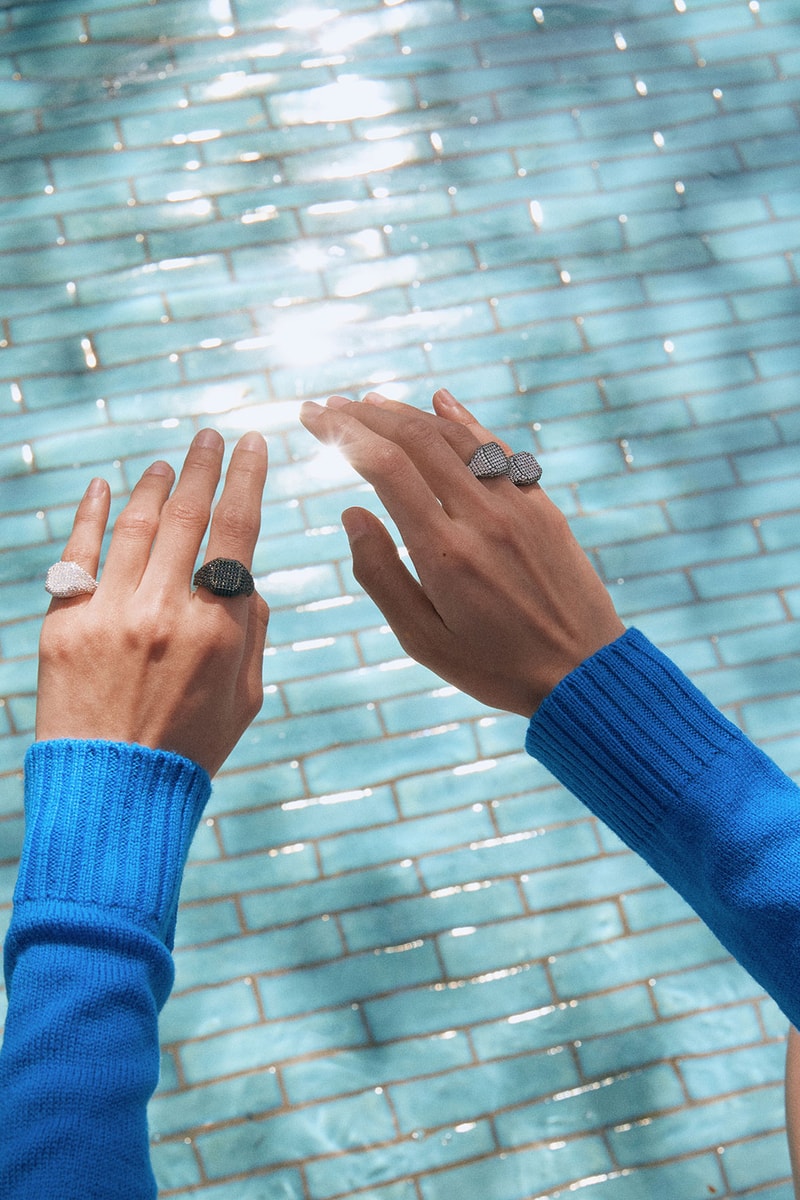 numbering jewelry hands fingers signet rings swimming pool water