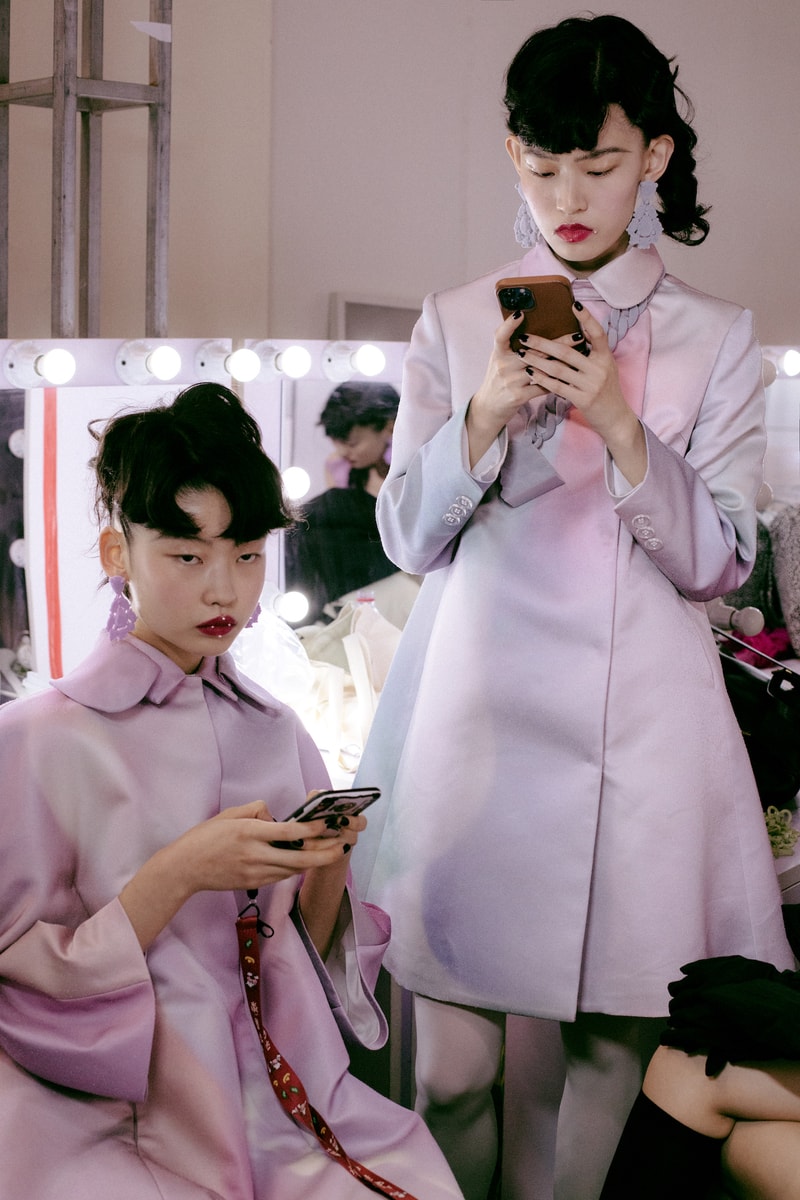 SHUSHU/TONG FW21 Shanghai Fashion Week Backstage Photos Collection Runway Show
