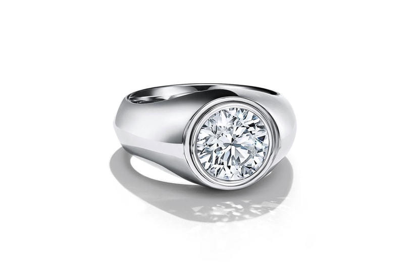 tiffany and co mens diamond engagement rings round brilliant cut closeup