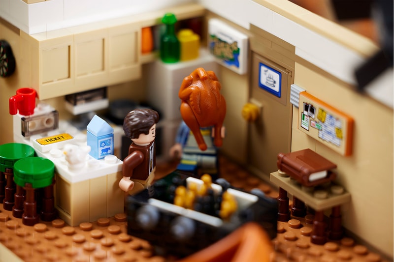 lego friends collaboration apartments set joey chandler monica thanksgiving turkey head