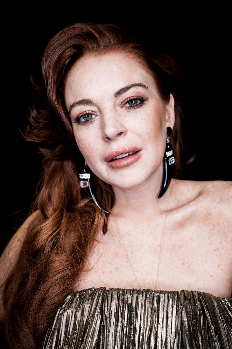 lindsay lohan netflix holiday christmas romance comedy movies acting comeback release info