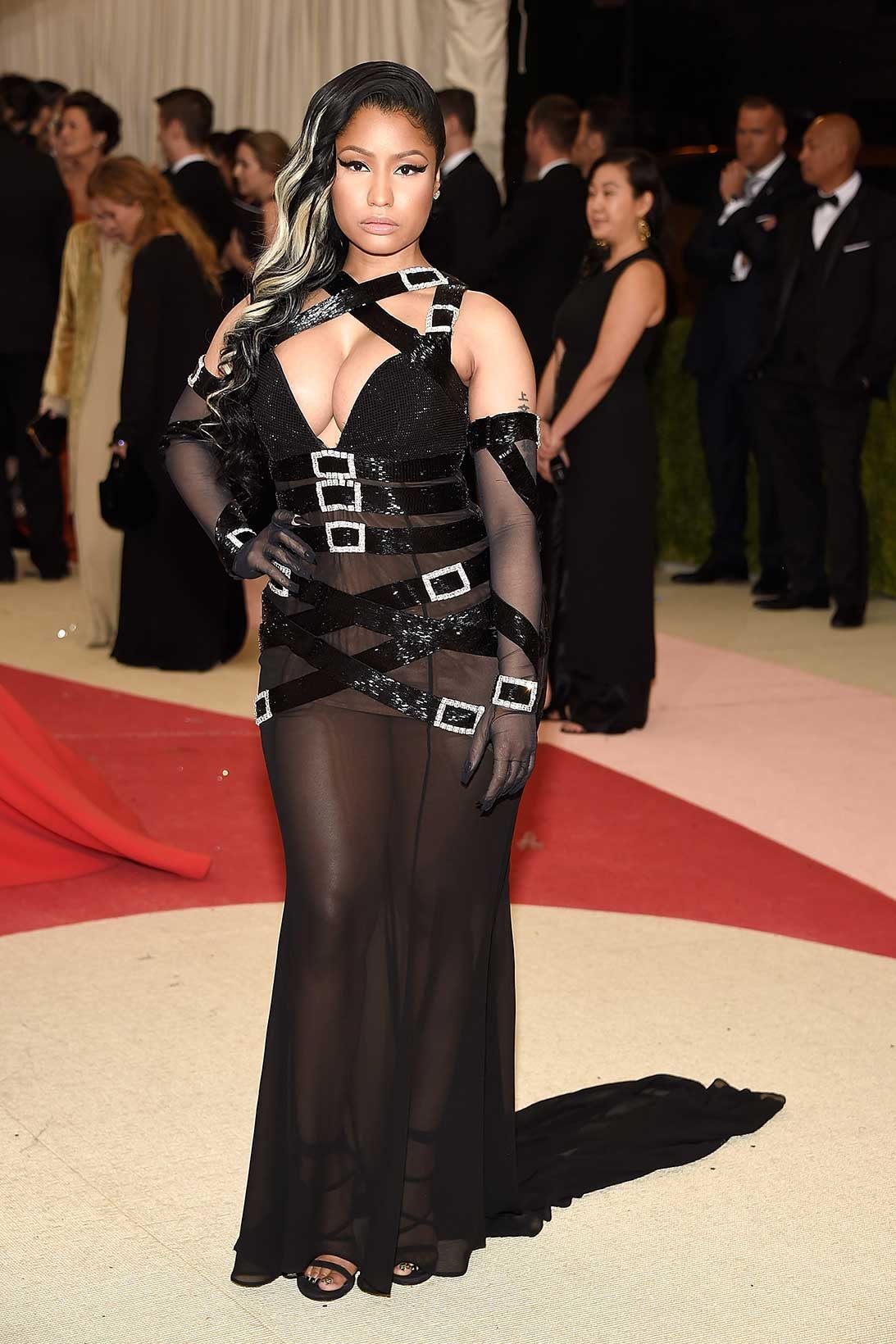 Nicki Minaj Grammys Met Gala MTV VMAs Versace Oscar de la Renta Pamela Rolland  Amato Couture