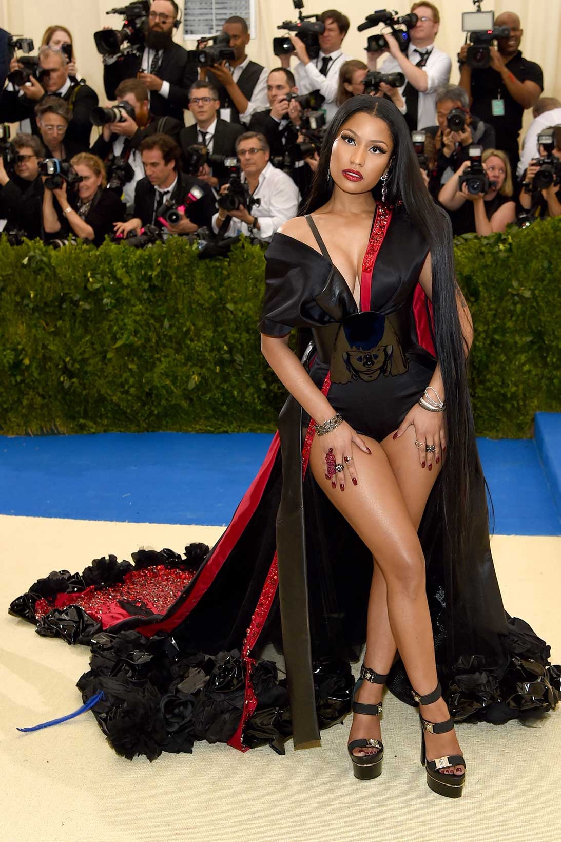 Nicki Minaj Grammys Met Gala MTV VMAs Versace Oscar de la Renta Pamela Rolland Amato Couture