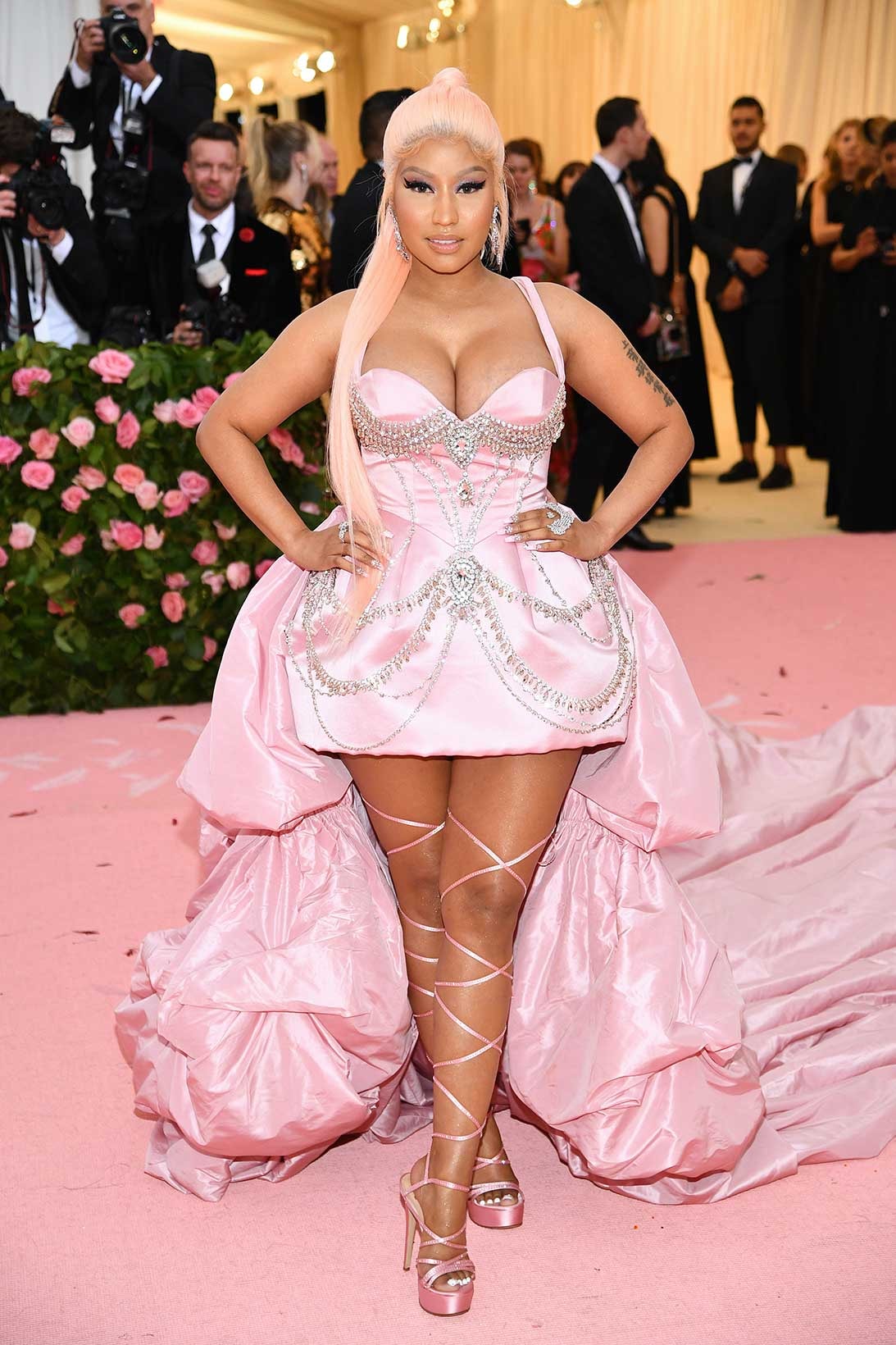 Nicki Minaj Grammys Met Gala MTV VMAs Versace Oscar de la Renta Pamela Rolland  Amato Couture