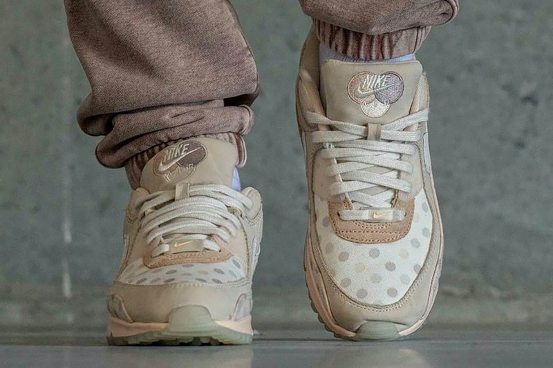 nike air max 90 am90 sneakers venn diagram beige tan polka dot footwear sneakerhead kicks shoes front
