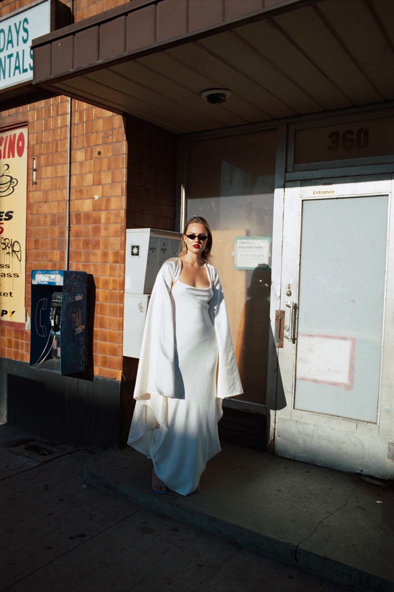 SOTO Bridal Wear Bridalwear Marque Robe de mariée Robes Fashion-Forward Brides Modern Gowns Latinx Inspired Founders Enrique Boni Unbridled Collection