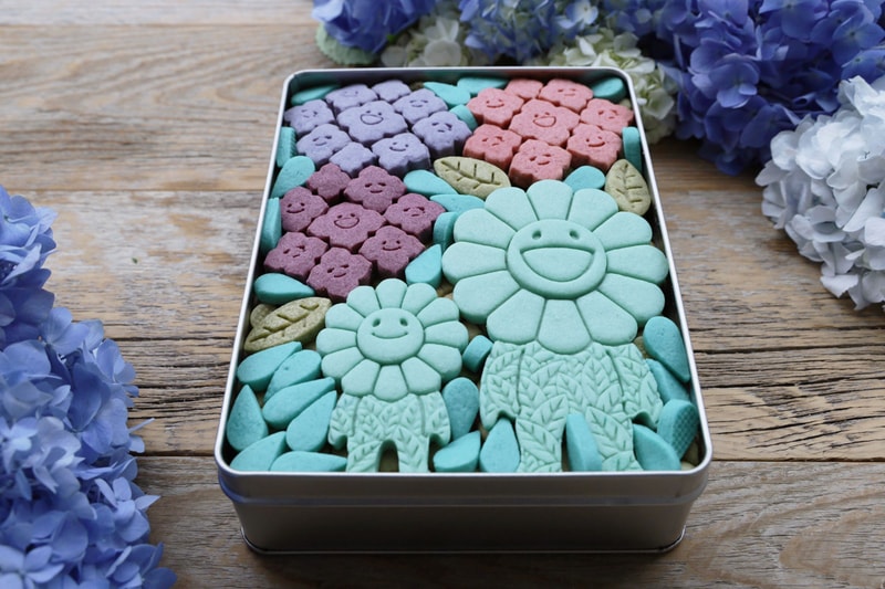 takashi murakami Tonari no Kaikado pastry shop cookies flower hydrangea packaging tin