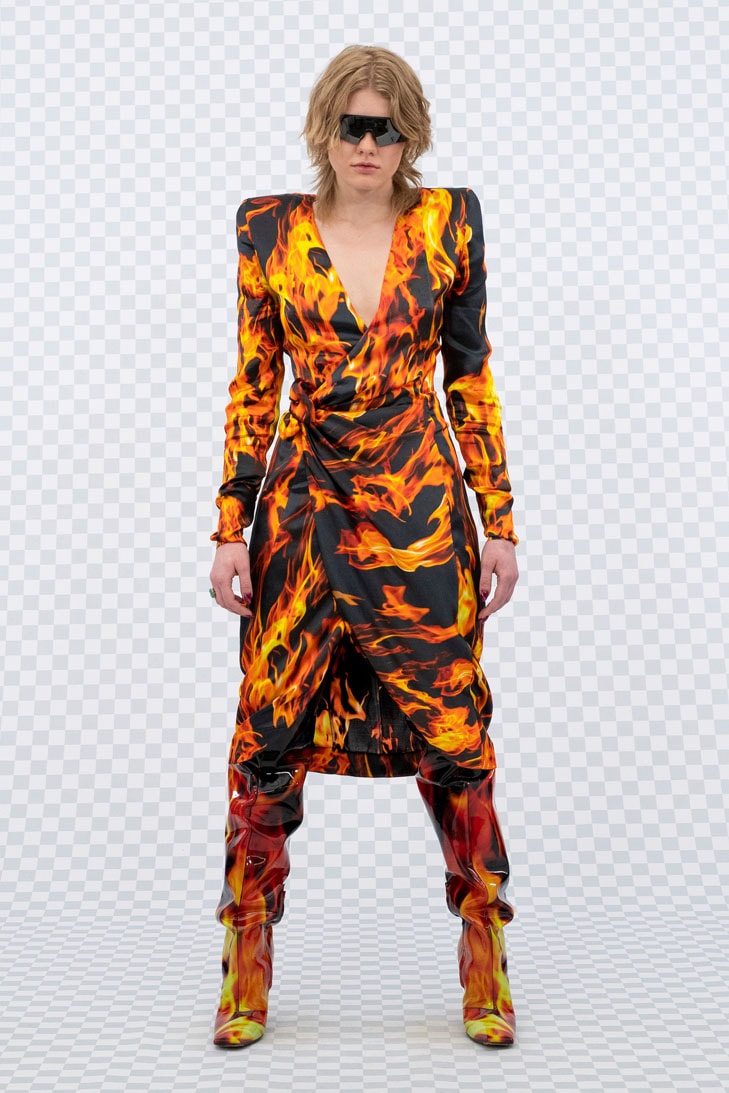 vetements spring summer 2022 collection lookbook guram gvasalia matrix coats dresses 