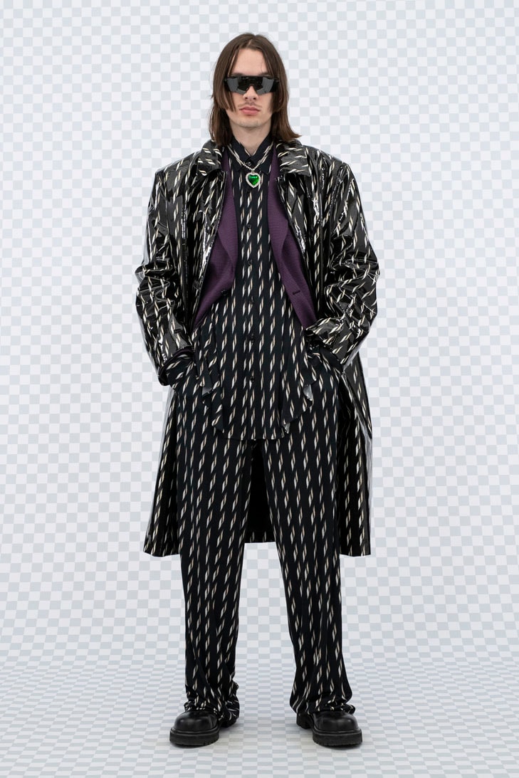 vetements spring summer 2022 collection lookbook guram gvasalia matrix coats dresses 