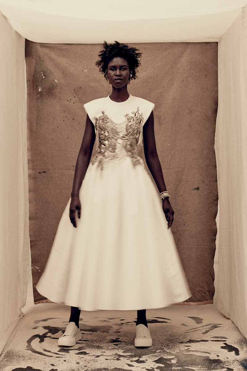 alexander mcqueen black wedding dress Exquisite Spring 2016 Alexander McQueen by Sarah Burton Runway Look 34   Shrimpton Couture