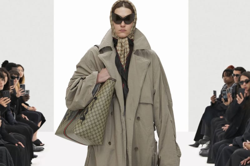 Balenciaga's Spring 2022 Runway Features 44 Clones of One Model