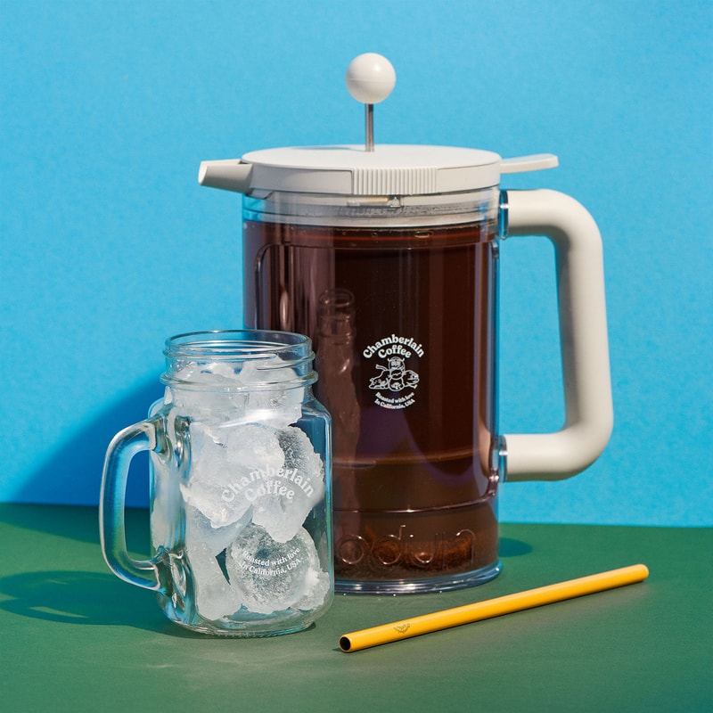 emma chamberlain coffee bodum brewing tools collaboration cold brew press ice