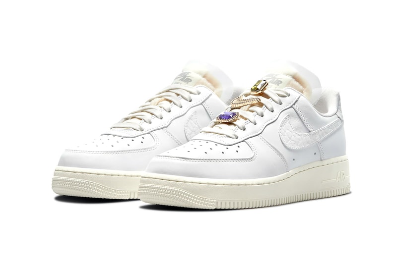 Nike Womens Air Force 1 AF1 Bling White Jewels Footwear Kicks Shoes Sneakerhead Lateral