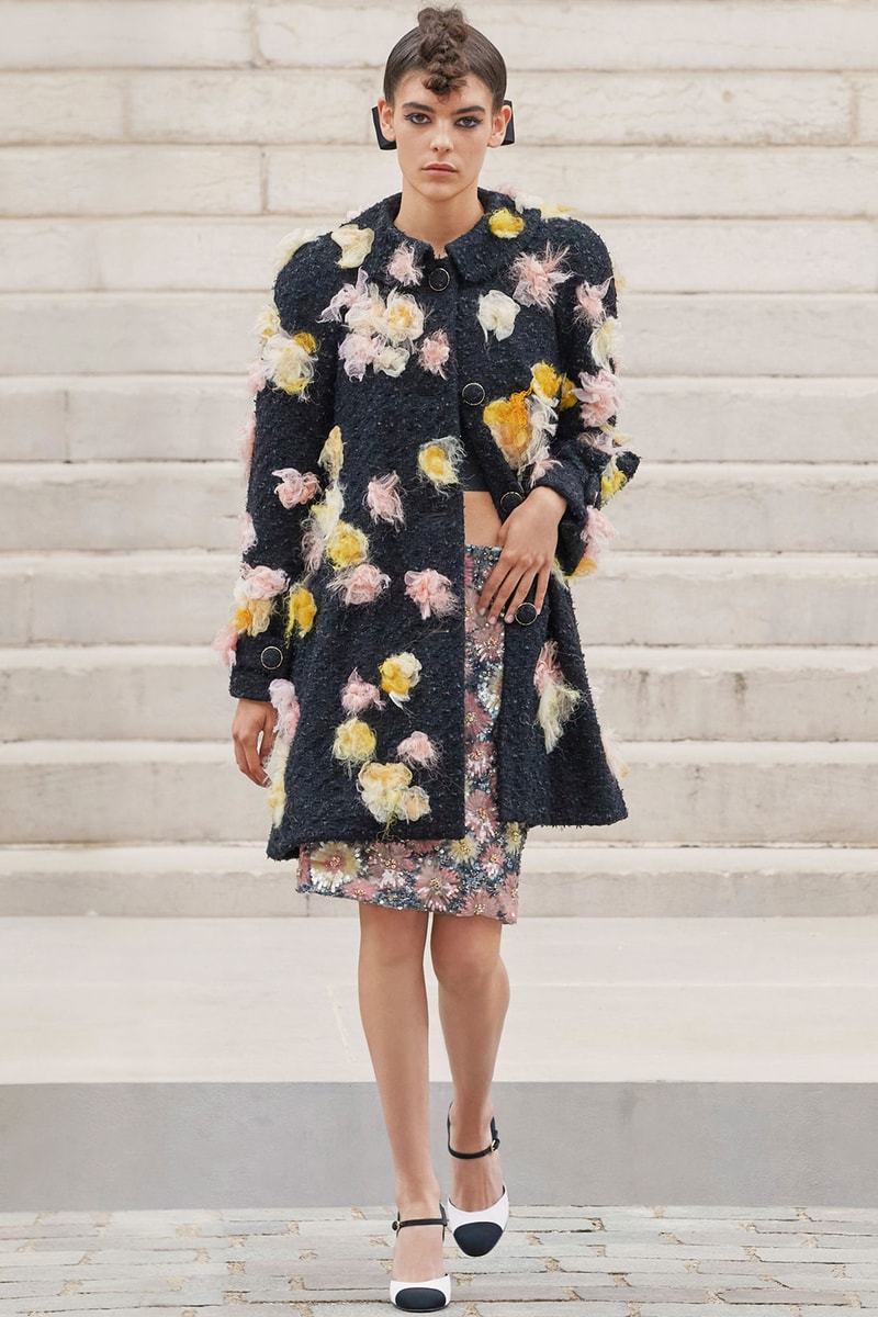 chanel fall winter 2022 haute couture collection runway virginie viard tweed dresses watch